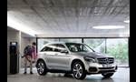 Mercedes-Benz GLC F-Cell Hydrogen Fuel Cell and Plug in Electric Preproduction Version 2017